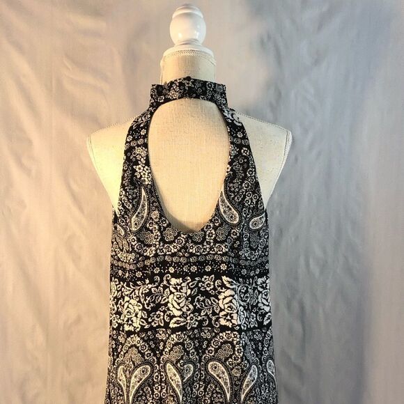 Altar’d State Black and White Sleeveless Choker Collar Dress Open Back M - Picture 7 of 11